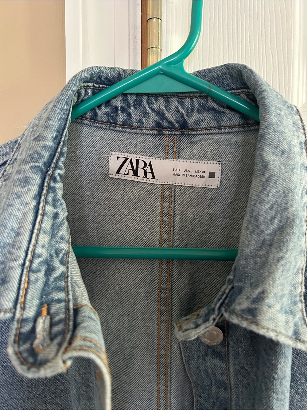 ZARA Light Blue Women's Denim Jeans Jacket